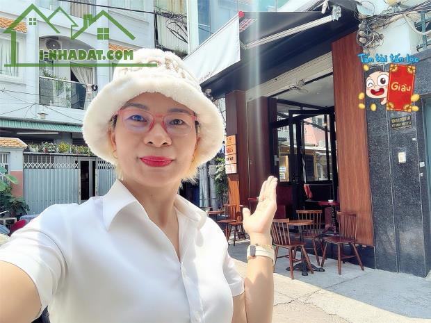 BÁN CĂN GÓC 3 MẶT TIỀN XE HƠI ĐẬU CỬA - Đ. ĐINH CÔNG TRÁNG, P.TÂN ĐỊNH, QUẬN 1 - SẴN DÒNG