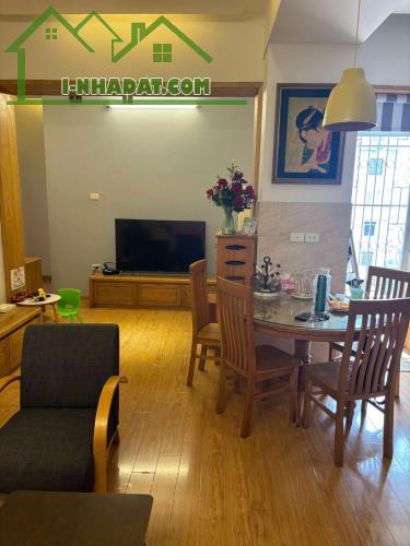 Chính chủ cho thuê căn hộ 72m2,căn góc, 2 phòng ngủ, tại tòa CT14A Võ Chí Công, Tây Hồ, HN