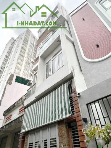 Bán CHDV hẻm xe tải sát đường Tạ Quang Bửu P2Q8. 8.5 tỷ