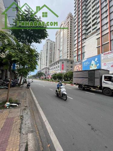 Bán gấp nhà 2 mặt tiền Lê Đại Hành 3,5x31m 4 lầu giá 28 tỷ - 2