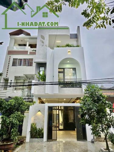 BÁN NHÀ 1 TRỆT 1 LẦU GIÁ 2TY5 TẠI THỦ DẦU MỘT, BÌNH DƯƠNG