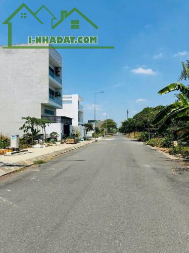 Bán gấp lô đất 105m2 giá 1 tỉ 815 ở KDC Tên Lửa 2 - 1