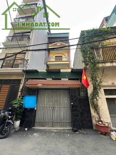 Nhà mặt tiền BÁN nhà 16.9 tỷ Thịnh Liệt Hoàng Mai Hà Nội diện tích 100m2 x nhà 4 tầng x m