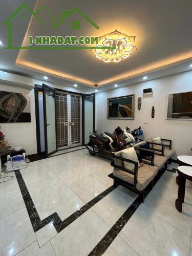 BÁN NHÀ GẦN ĐƯỜNG HÙNG VƯƠNG FULL NỘI THẤT 11.95 TỶ