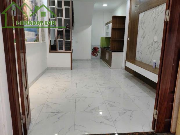 CHÍNH CHỦ BÁN NHÀ 5 TẦNG MỚI ĐẸP TẠI ĐÔNG NGẠC – 35M2 – GIÁ CHỈ 5,7 TỶ
