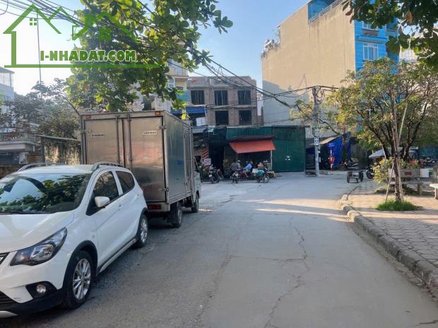 BÁN NHÀ ĐẸP – ĐẠI MỖ - Ô TÔ ĐỖ CỔNG  – 30M2 –GIÁ 5.9 TỶ - 1