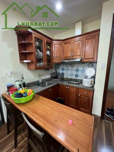 Cho thuê căn hộ dịch vụ tại Phan Huy Chú, 12 triệu, 60m2, 1PN + 1WC, đầy đủ nội thất - 1