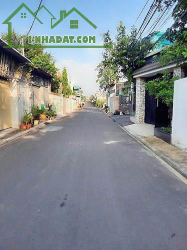 HOT HOT NGƯỜI THẬT VIỆC THẬT DT 85m2 GIÁ CHỈ 715 TRIỆU SỔ RIÊNG. LH 0796666342 - 4