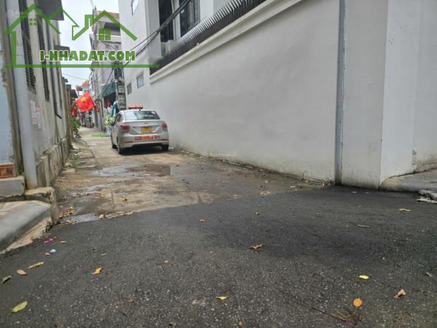 Bán đất Kính Nỗ Uy Nỗ - 105m2 - Đường thông ô tô 7 chỗ - 1