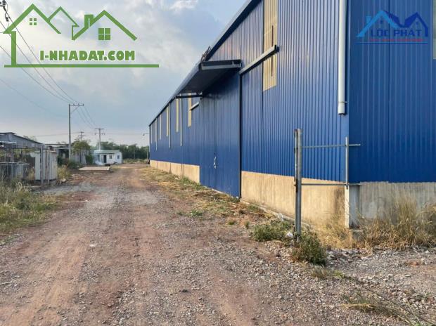 Cho thuê xưởng 1200m2 gần KCN Dầu Giây  Thống Nhất chỉ 32k/m2/tháng - 4