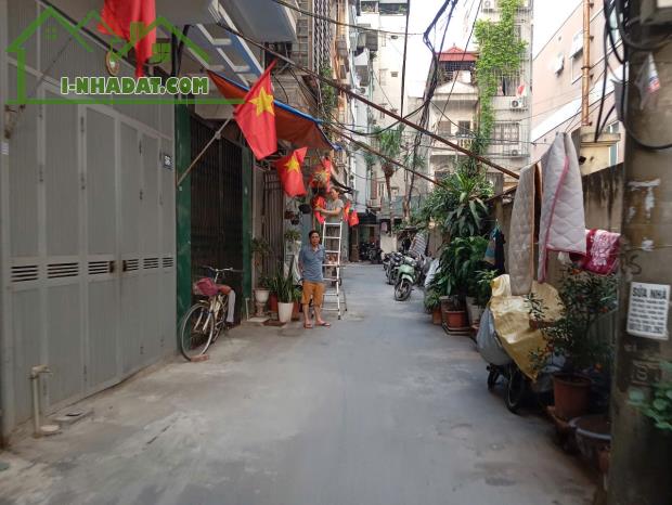 Tôi bán đất ngõ 2 Trần Phú 2 mặt đường ô tô tránh cạnh Làng VKCA 68m2 chỉ 9.9 tỷ. LH 09896 - 2