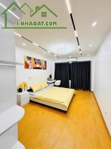 Trung tâm Đống Đa, nhà đẹp ở ngay full nội thất xịn, 3 ngủ đủ công năng
