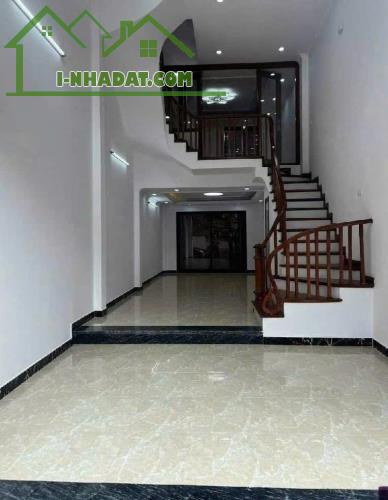 Oto đỗ cửa siêu VIP tại Phụng Châu, Gần TDTT, QL6. 50m2*4T. Giá hời chỉ 3,25 tỷ - 1