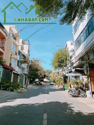 Nhà 3 tầng 4x13m, mặt tiền hẻm xe hơi 6m, 1806 Huỳnh Tấn Phát sát chợ Phú Xuân chỉ 5.9 tỷ - 1