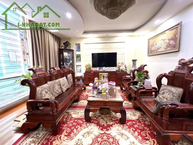 Bán nhà cách 5m ra phố Vũ Tông Phan, Lô góc, oto vòng quanh,KD đỉnh, 18.5 tỷ