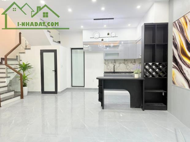 Bán nhà Lê Lợi, Gia Viên, Ngô Quyền .3,636 tỷ, 3 tầng,60m. - 2