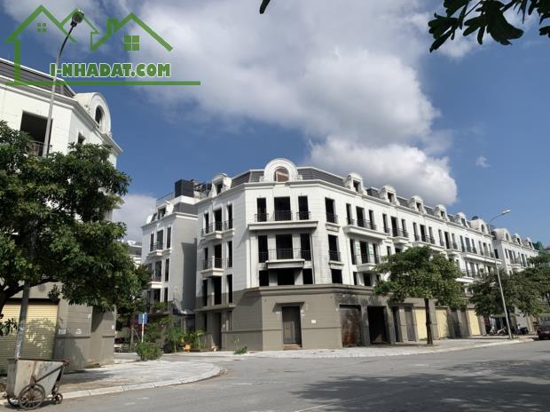 Bán căn GÓC MẶT PHỐ Thuận An Hải Phát mặt đường trục chính 30m view hồ 13ha, hàng hoa hậu