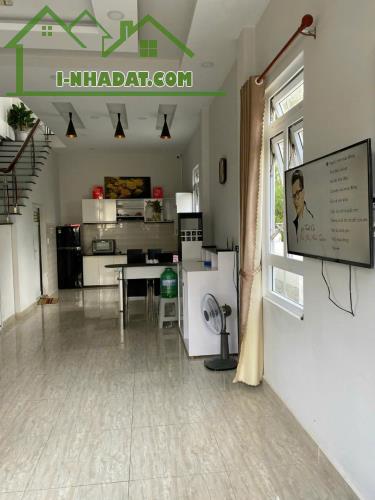 CHO THUÊ VILLA FULL NỘI THẤT CƠ BẢN ĐỒI THÔNG TIN PHƯỜNG 8 GIÁ 12TR - 1