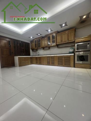 WOW - NHÀ TO CỰC BỀ THẾ - SANG TRỌNG - HUỲNH VĂN NGHỆ - TÂN BÌNH - CHỈ 12.5 TỶ - 1