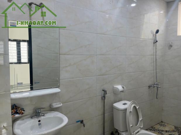 Bán nhà Lĩnh Nam, gần ô tô 40m 5 tầng, mặt tiền 4m giá nhỉnh 6 tỷ - 2