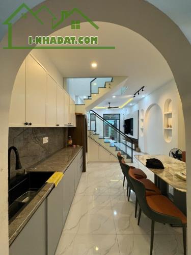 NHÀ ĐẸP - GIÁ ĐẦU TƯ CHính Chủ Cần Bán Nhanh Nhà Tại Phường An Lạc , Bình Tân, HCM