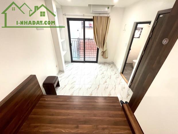QUÁ HIẾM  - LẠC LONG QUÂN - NHỈNH 5 TỶ - 6 TẦNG THANG MÁY - SỔ HOA HẬU - 1