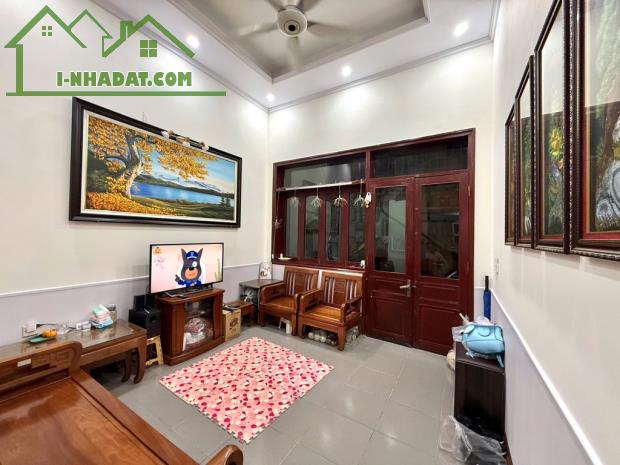 BÁN NHÀ KIM GIANG PHÂN LÔ QUÂN ĐỘI - OTO ĐỖ CỬA - 2 MẶT THOÁNG - KIM GIANG, HOÀNG MAI