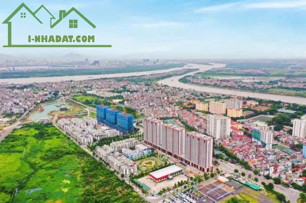 bán mảnh đất Long Biên, 180m, mặt tiền 8m, vỉa hè, 2 container tránh nhau, full thổ cư - 1