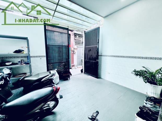 NHÀ XÂY KIÊN CỐ - RẤT TỈ MỈ CHẤT LƯỢNG - 1 TRỤC PHẠM VĂN BẠCH THÔNG RA NGUYỄN SỸ SÁCH - 85 - 5