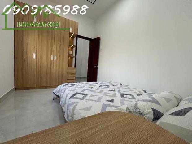 Bán Nhà 2 Tầng Mới Xây full NT-May lạnh, Tivi– 85m² – SHR – Gara ÔTô –ngay Chợ Long - 1