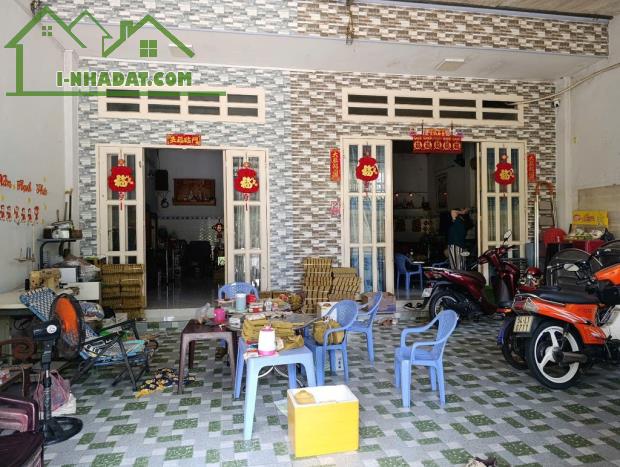 Bán nhà mặt tiền quận 8 giá siêu rẻ - 1