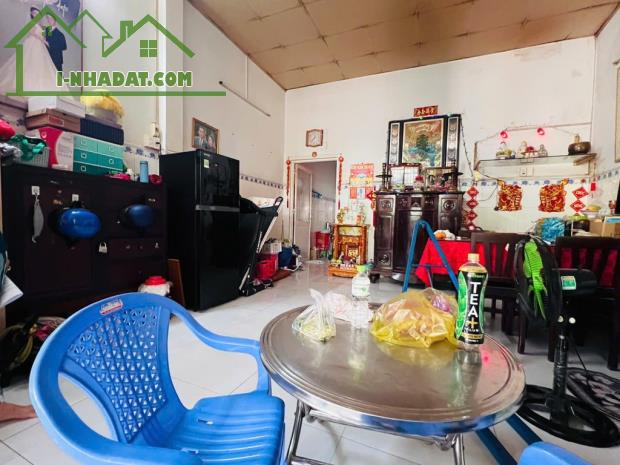 Bán nhà mặt tiền quận 8 giá siêu rẻ - 4