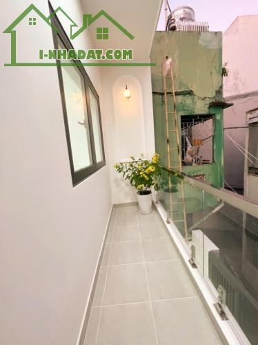 SIÊU PHẨM - 10M RA MẶT TIỀN NGUYỄN DUY Q8 - HẺM 3M RỘNG - 2 TẦNG 41M2 HOÀN CÔNG - 4.9T - 5
