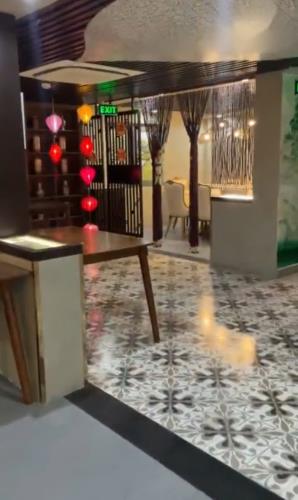 BÁN GẤP NHÀ HÀNG CAO CẤP 8 TẦNG - VỊ TRÍ VÀNG QUẬN 10 - 3