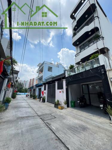 Nhà / đường số 8, Bình Hưng Hòa dt 72m2 2 lầu 5pn 5wc có thang máy giá 8,2 tỷ - 1