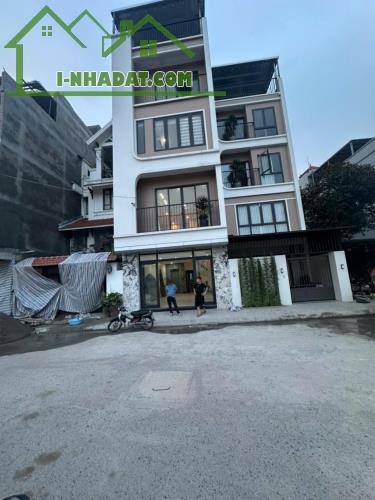 Bán nhà Ngọc Thụy Long Biên – Gara 2 ô tô, thang máy, view hồ – Hàng hiếm - 56M - 14 tỷ