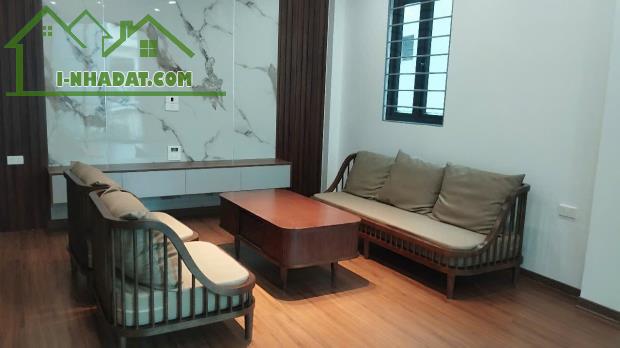 1 Nhà ra phố - Lô góc siêu đẹp – Bà Triệu HĐ – 33m2 -8.6 tỉ- T.L mạnh - 2