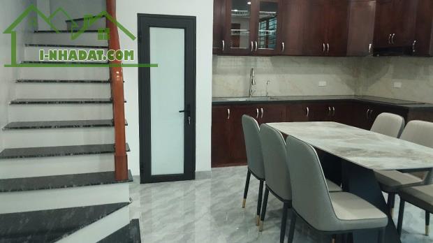1 Nhà ra phố - Lô góc siêu đẹp – Bà Triệu HĐ – 33m2 -8.6 tỉ- T.L mạnh - 3