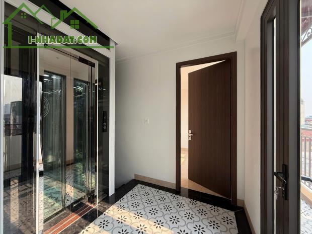 BÁN NHÀ MP HOANG VĂN THÁI-THANH XUÂN. DT81M, 7T THANG MÁY, MT3.6M. GIÁ 39.5 TY - 1