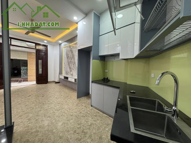 BÁN NHÀ PHỐ HẠ ĐÌNH - KINH DOANH - NGÕ THÔNG DT 35M, 6T, MT 3,9M GIÁ 7,5 TỶ - 3