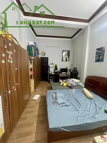 MẶT TIỀN VIP KINH DOANH ĐƯỜNG PHAN VĂN HỚN QUẬN 12 - HƠN 133M2 (4x26), NỞ HẬU, 3 TẦNG - 4