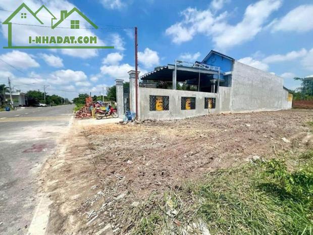 CẦN BÁN GẤP LÔ ĐẤT(260,5m2) MẶT TIỀN QL 14 Vào 800M,SHR,DÂN CƯ HIỆN HỮU,SÁT CHỢ,UBNN,395TR