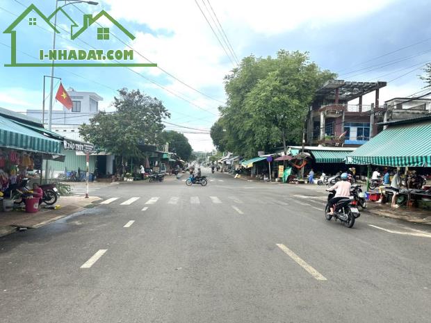 CẦN BÁN GẤP LÔ ĐẤT(260,5m2) MẶT TIỀN QL 14 Vào 800M,SHR,DÂN CƯ HIỆN HỮU,SÁT CHỢ,UBNN,395TR - 2
