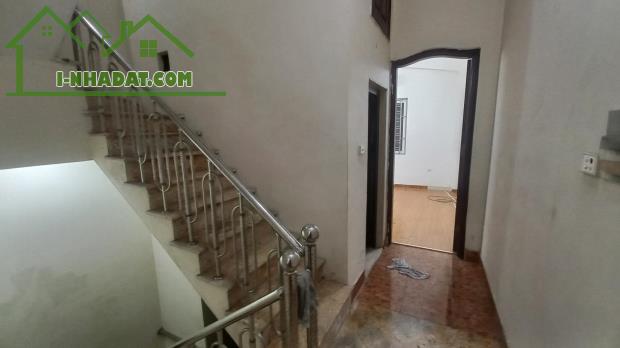 BÁN GẤP NHÀ TT CẦU GIẤY FULL NỘI THẤT, DIỆN TÍCH 45M X 4 TẦNG, MT 4,5M, GIÁ 8,x TỶ - 1