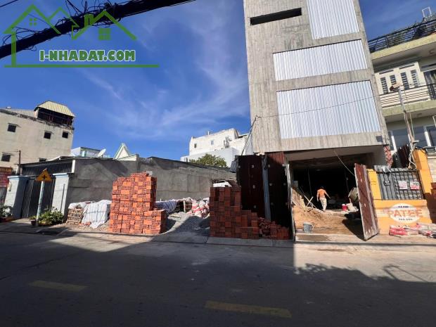 2 lô liền kề Mt đường 6 TNPB quận 9 16.5tỷ/192m2.