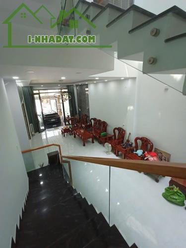 Bán nhà Nguyễn Thị Thập Quận 7, 4 lầu 143  m2 .
5x29 , 5PN chỉ 16,5 tỷ - 1