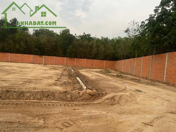 CẦN BÁN 13.831M ĐẤT SKC GIÁ 30 TỶ TẠI BÌNH DƯƠNG - 1