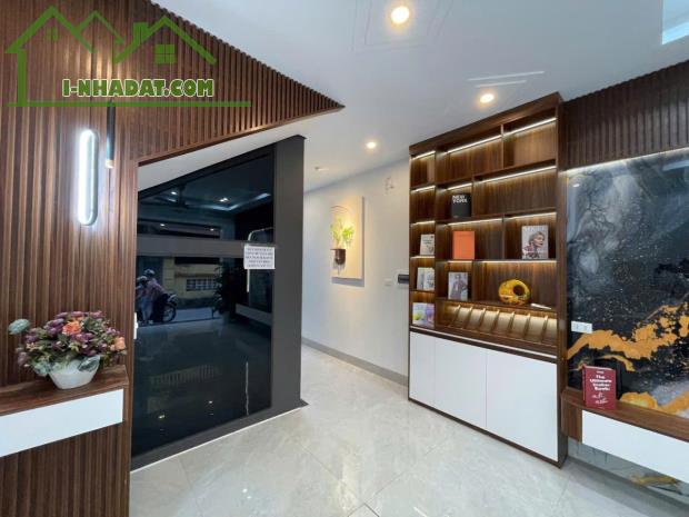 Bán nhà Phạm Văn Đồng, 45m2, phân lô, ô tô tránh, nội thất chủ tặng,  nhỉnh 8tỷ. - 3