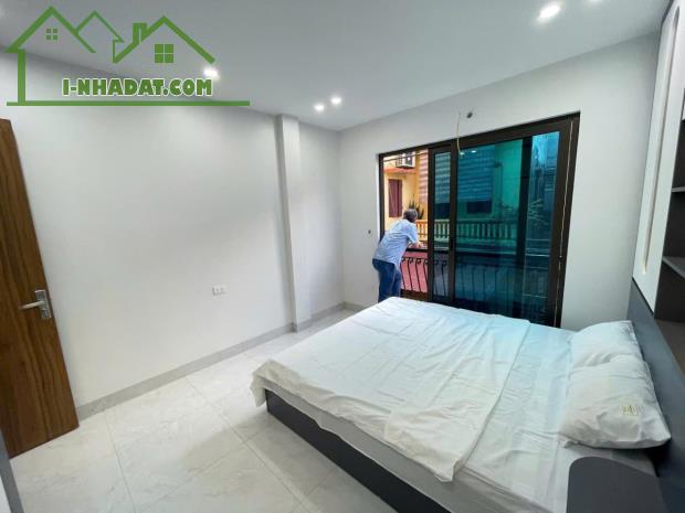 Bán nhà Phạm Văn Đồng, 45m2, phân lô, ô tô tránh, nội thất chủ tặng,  nhỉnh 8tỷ.