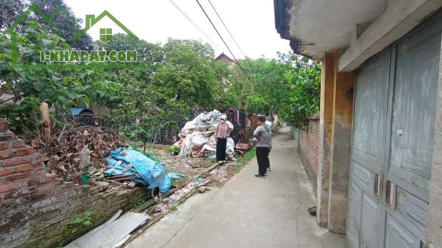 Bán đất Thuận Thành, Bắc Ninh. 95m2 * mt 7,38m * 2,3 tỷ. ô tô thông, full thổ cư
